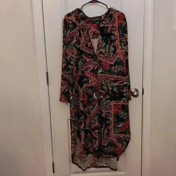 Attitudes by Renee Regular Global Illusions Printed Caftan Black Mosaic - Picture 2 of 10